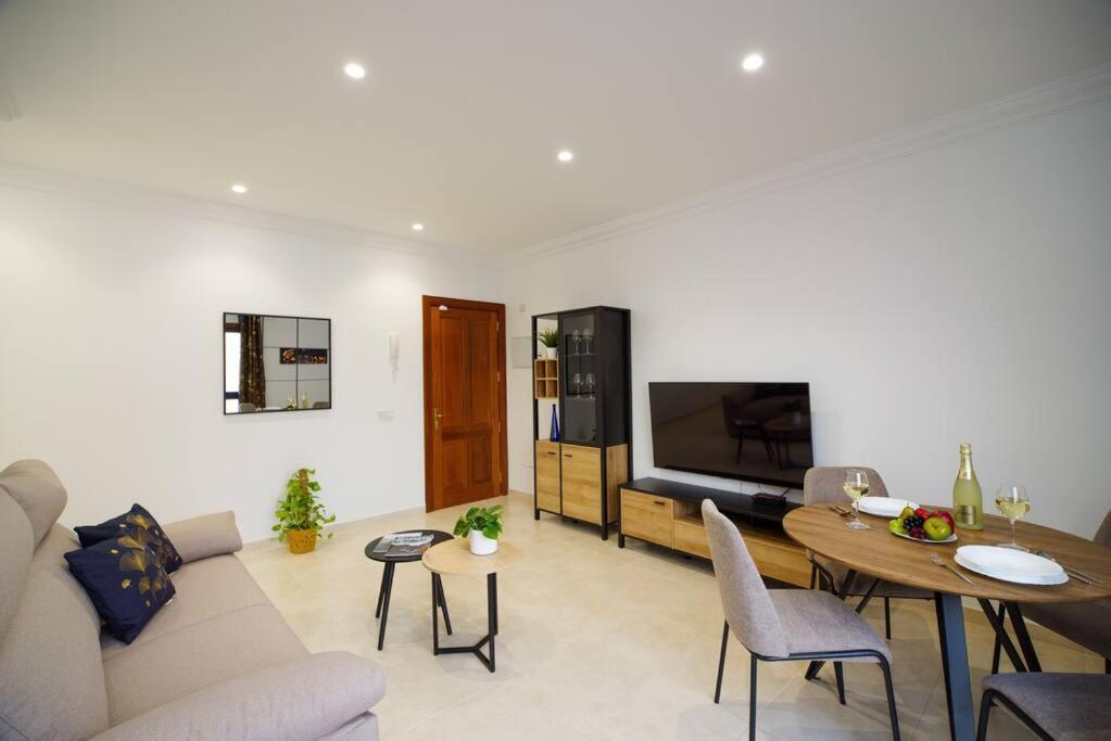 Moderno Y Elegante Apartamento Centrico Con Balcon Playa Blanca  Exterior photo